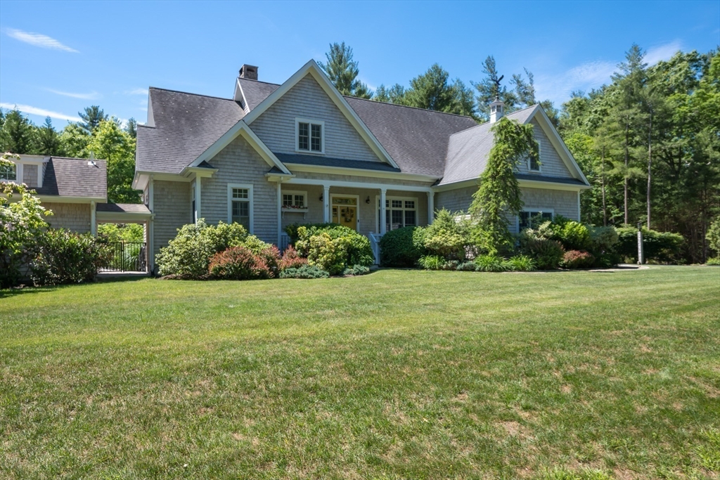 46-48 Paradise Lane Rochester, MA 02770 - Photo 2 of 42 Gallery Image 2