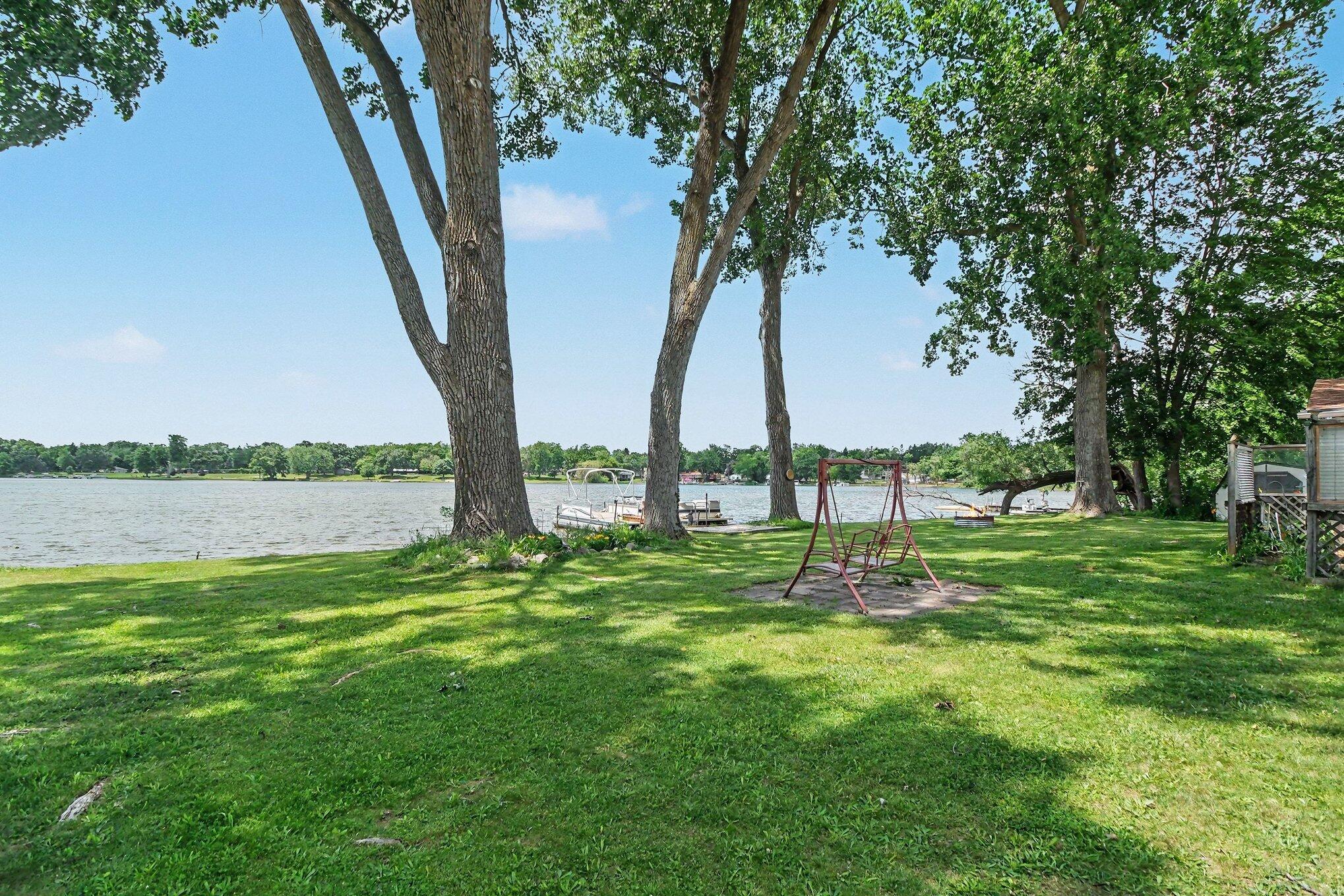 5131 Elizabeth Lake Road Waterford, MI 48327 - Photo 13 of 16 015_file_7129