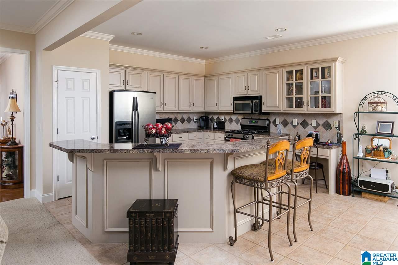 5596 Summit Pointe Pinson, AL 35126 - Photo 10 of 34
