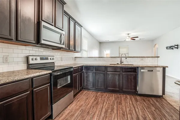 $1,750 | 1608 Kim Loan Drive, Princeton, TX 75407