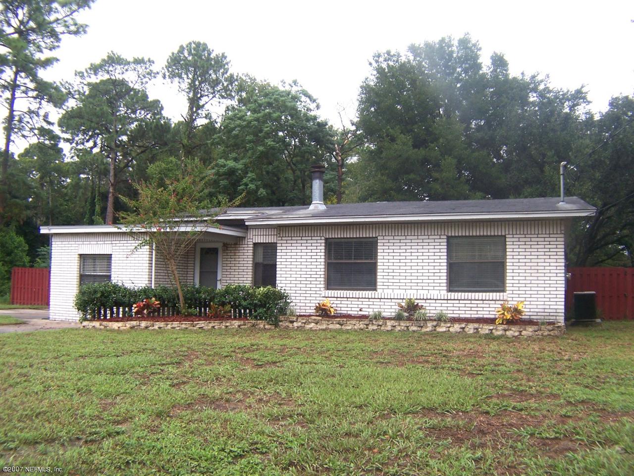 10345 Dobell Road Jacksonville, FL 32246 - Photo 1 of 13 Front