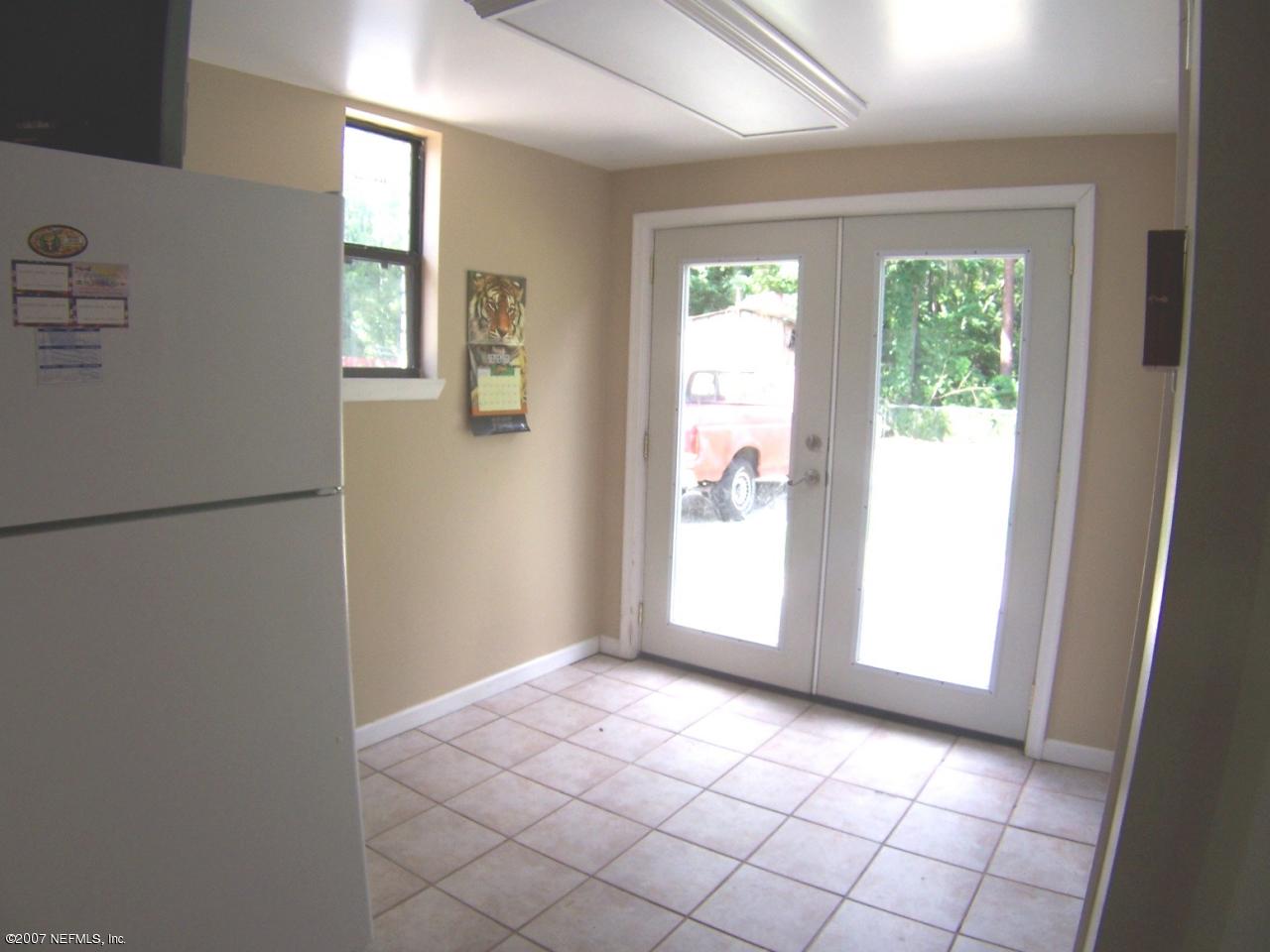 10345 Dobell Road Jacksonville, FL 32246 - Photo 6 of 13 Breakfast nook