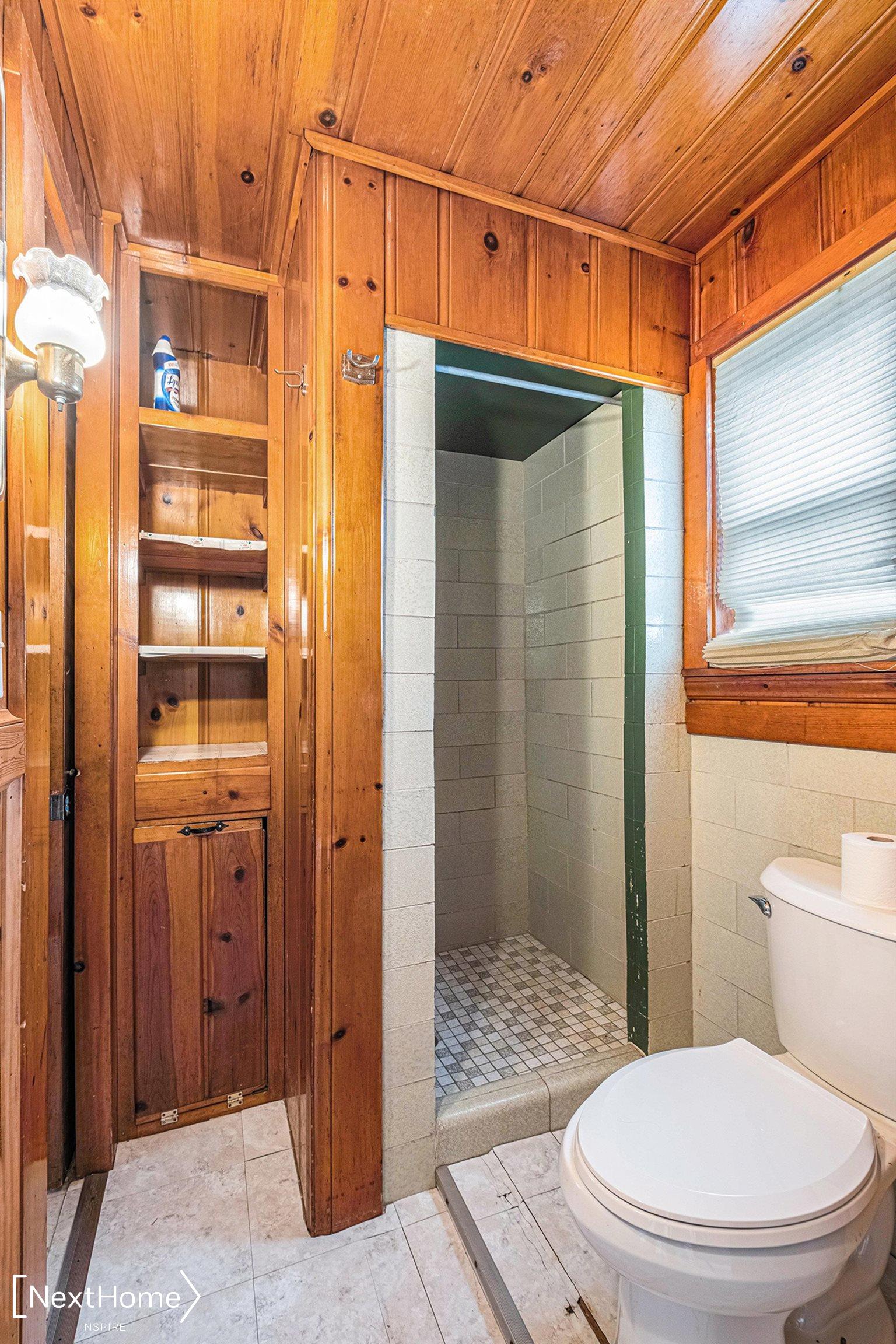 8049 Corunna Road Flint, MI 48532 - Photo 20 of 30