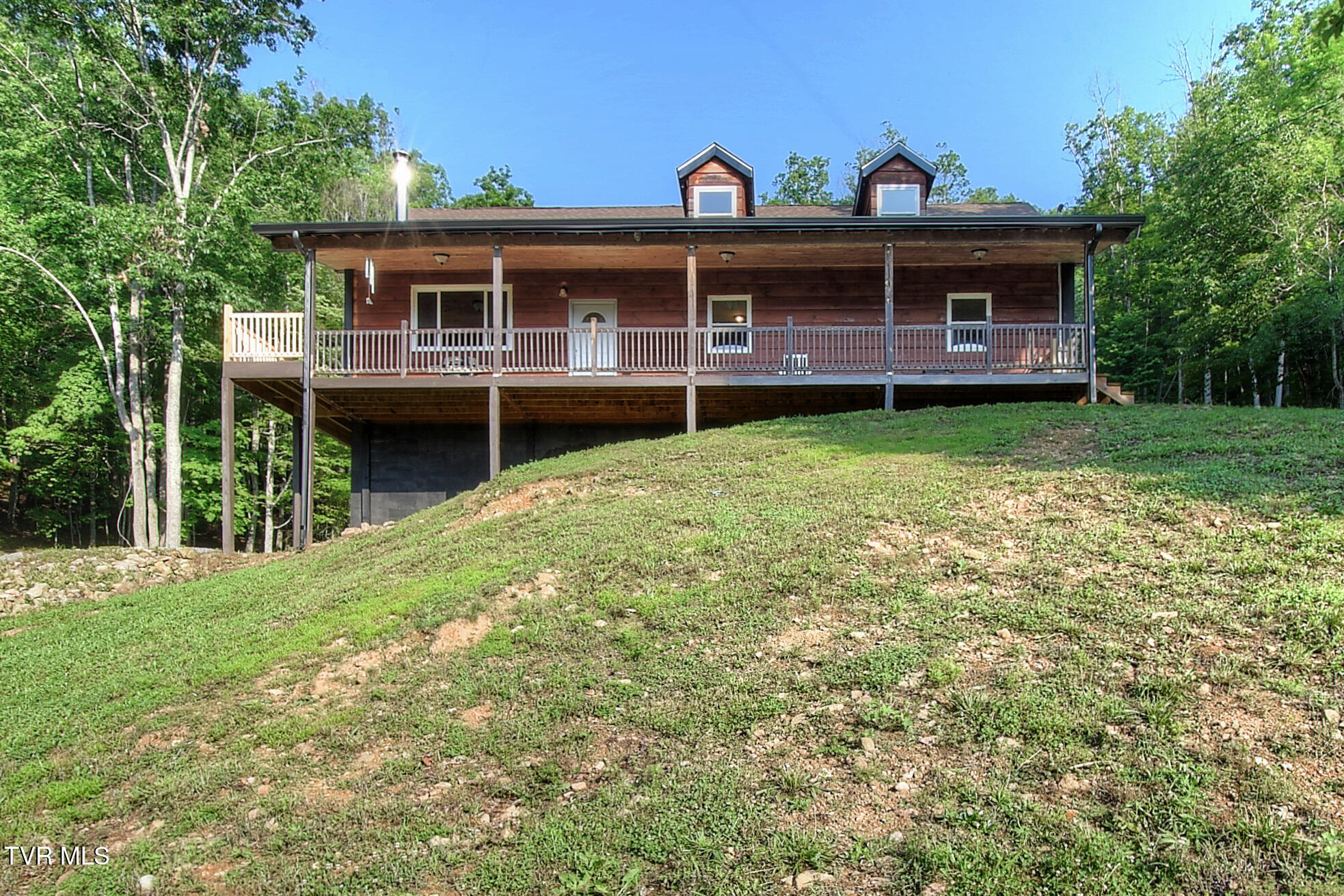231 Kaitlin Road Hampton, TN 37658 - Photo 1 of 44 1