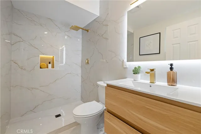 $729,999 | 18640 Kimbrough Street, Canyon Country, CA 91351