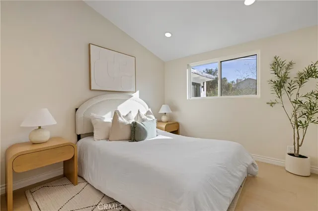 $729,999 | 18640 Kimbrough Street, Canyon Country, CA 91351