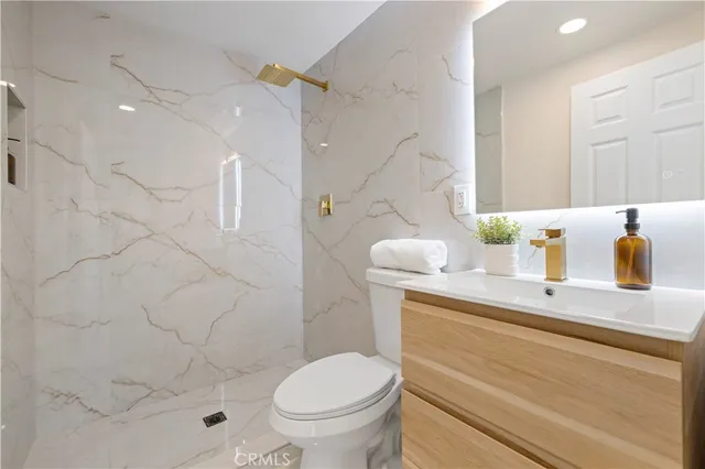 $729,999 | 18640 Kimbrough Street, Canyon Country, CA 91351