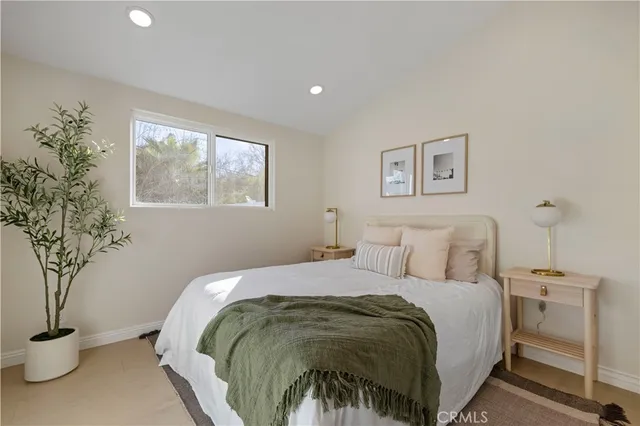 $729,999 | 18640 Kimbrough Street, Canyon Country, CA 91351