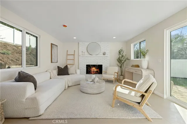 $729,999 | 18640 Kimbrough Street, Canyon Country, CA 91351