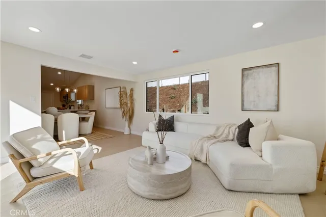 $729,999 | 18640 Kimbrough Street, Canyon Country, CA 91351