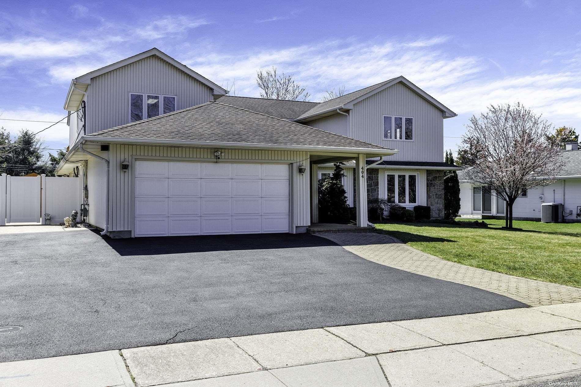404 South Marginal Road Jericho, NY 11753 - Photo 1 of 1