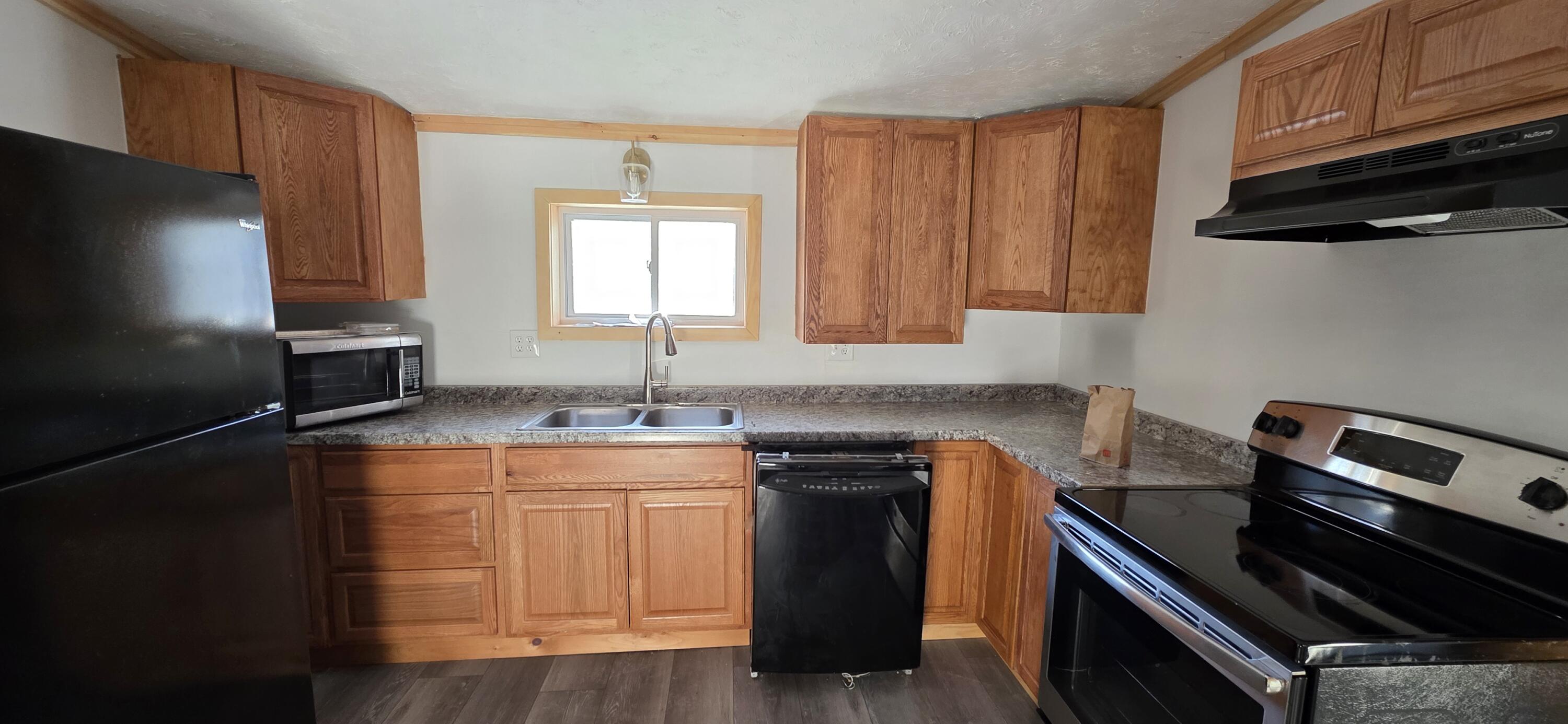 25 Old Rte 26 Paris, ME 04281 - Photo 2 of 28 20250327_075456