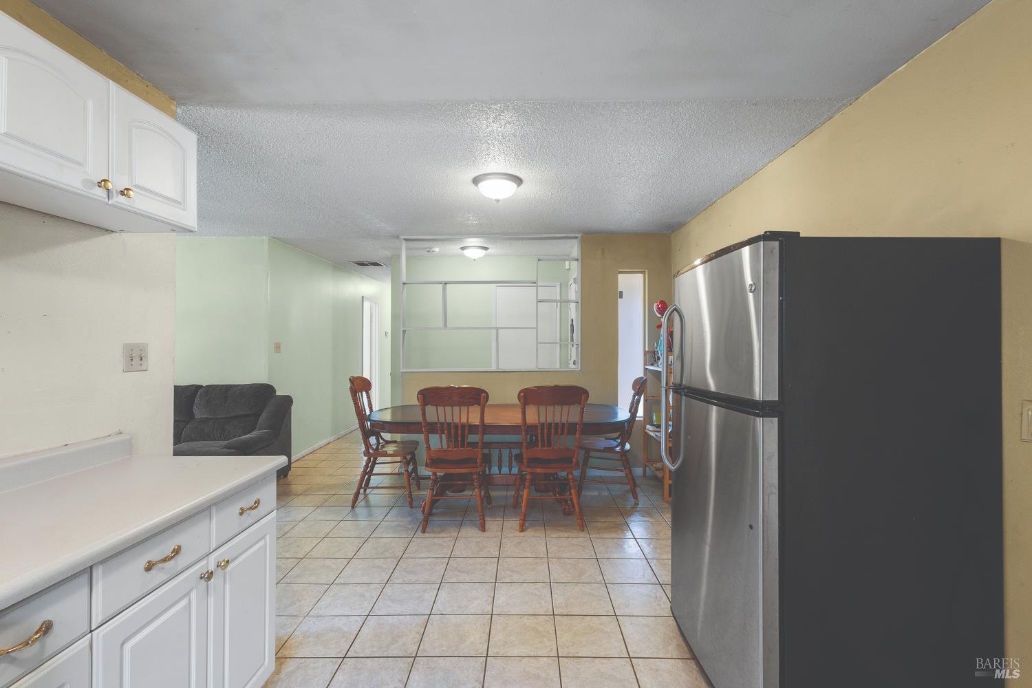 2615 Mohawk Street Santa Rosa, CA 95403 - Photo 4 of 9 Gallery Image 4
