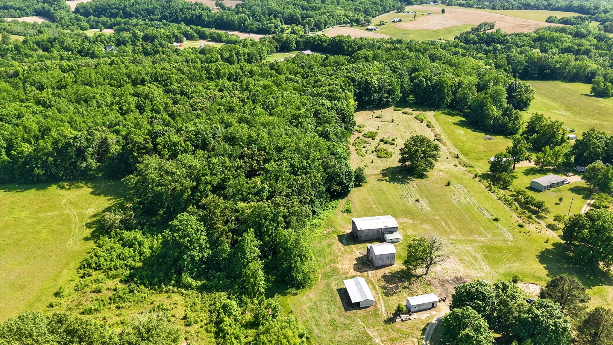 1804 Highway 52 Portland, TN 37148 - Photo 33 of 40