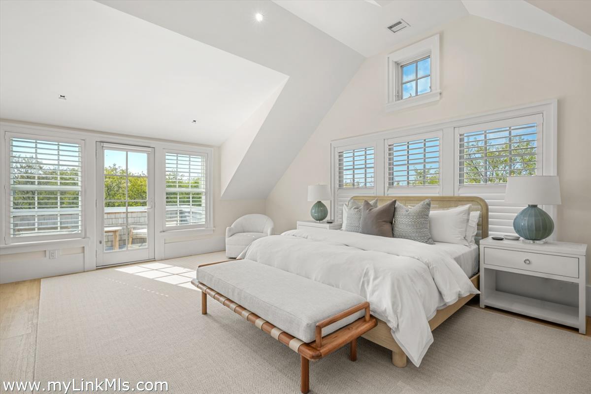 7 Pilgrim Road Nantucket, MA 02554 - Photo 27 of 43 Guest Bedroom 1