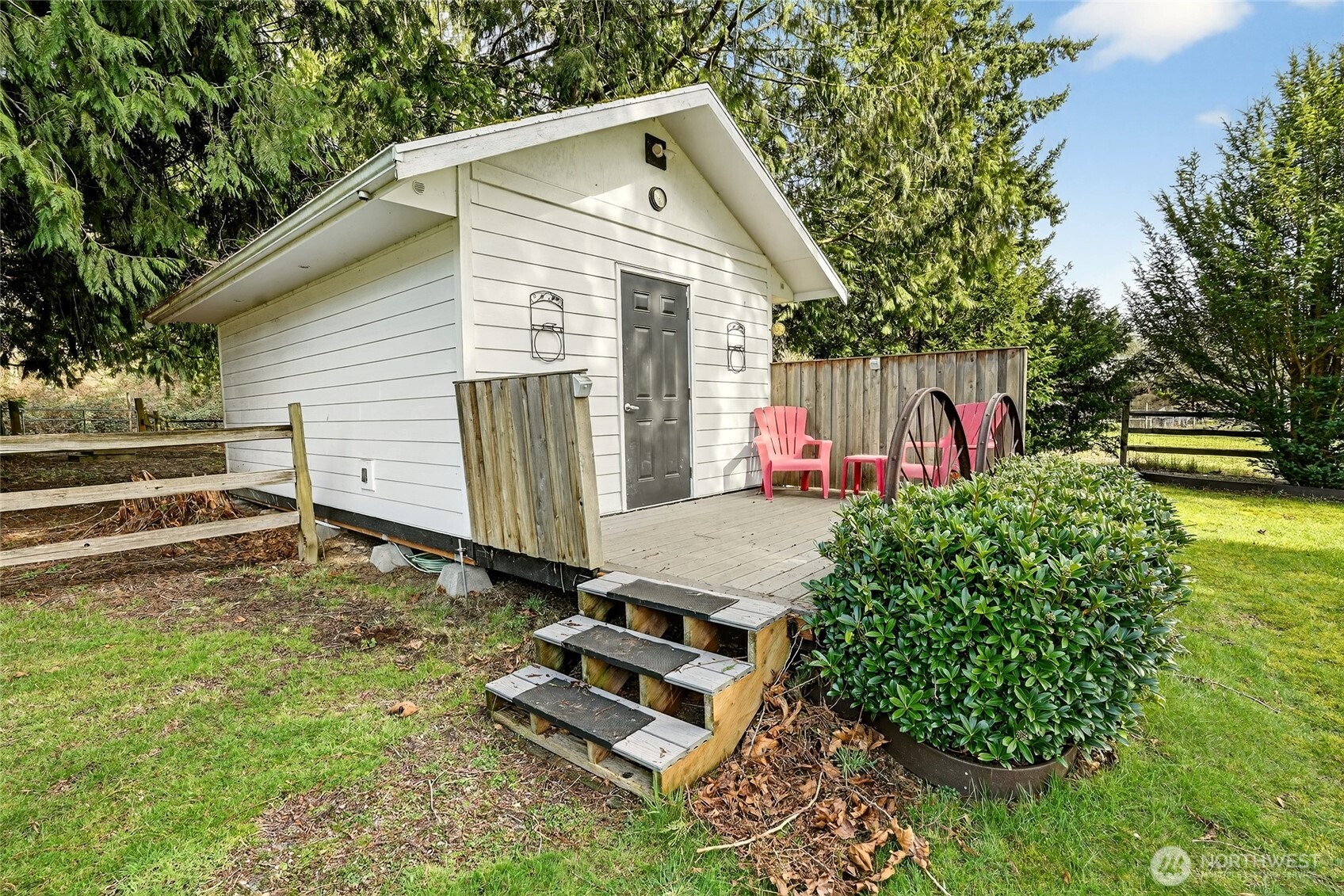 20070 Park Ridge Lane Sedro-Woolley, WA 98284 - Photo 31 of 40 a view of a backyard with a large tree
