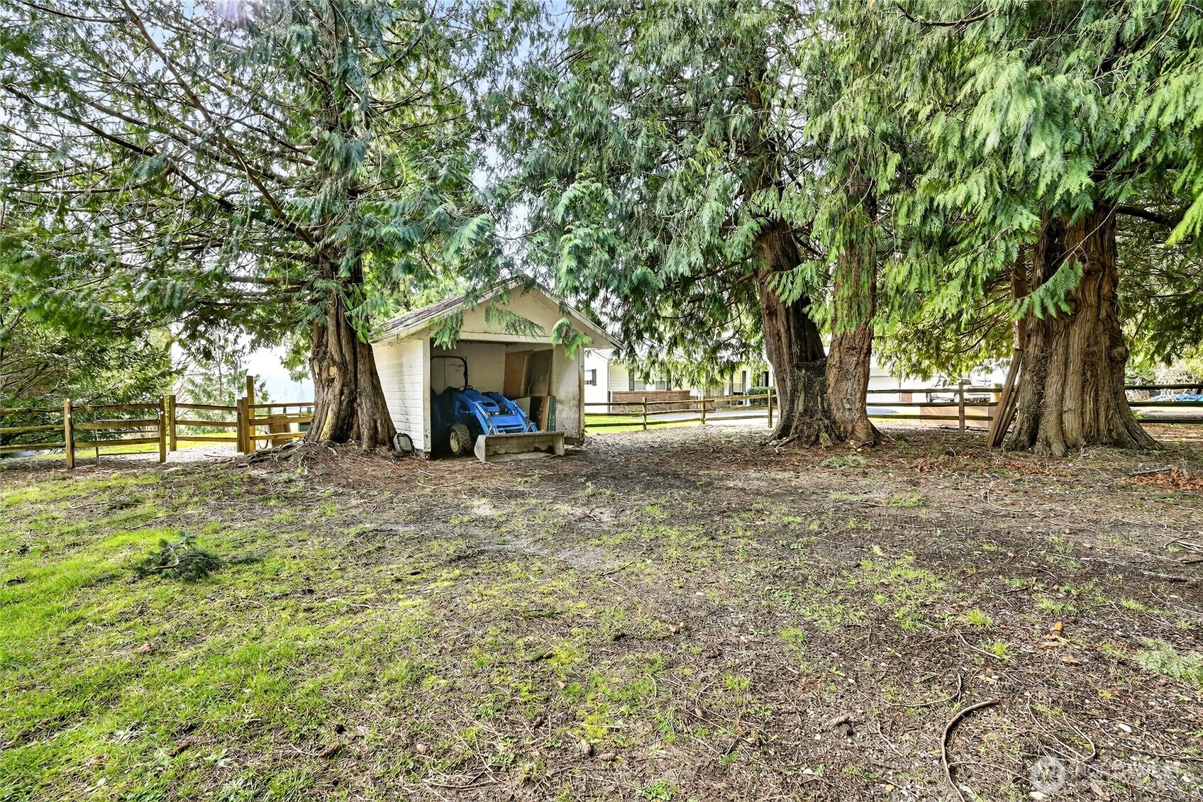 20070 Park Ridge Lane Sedro-Woolley, WA 98284 - Photo 38 of 40 a view of outdoor space with deck and a garden