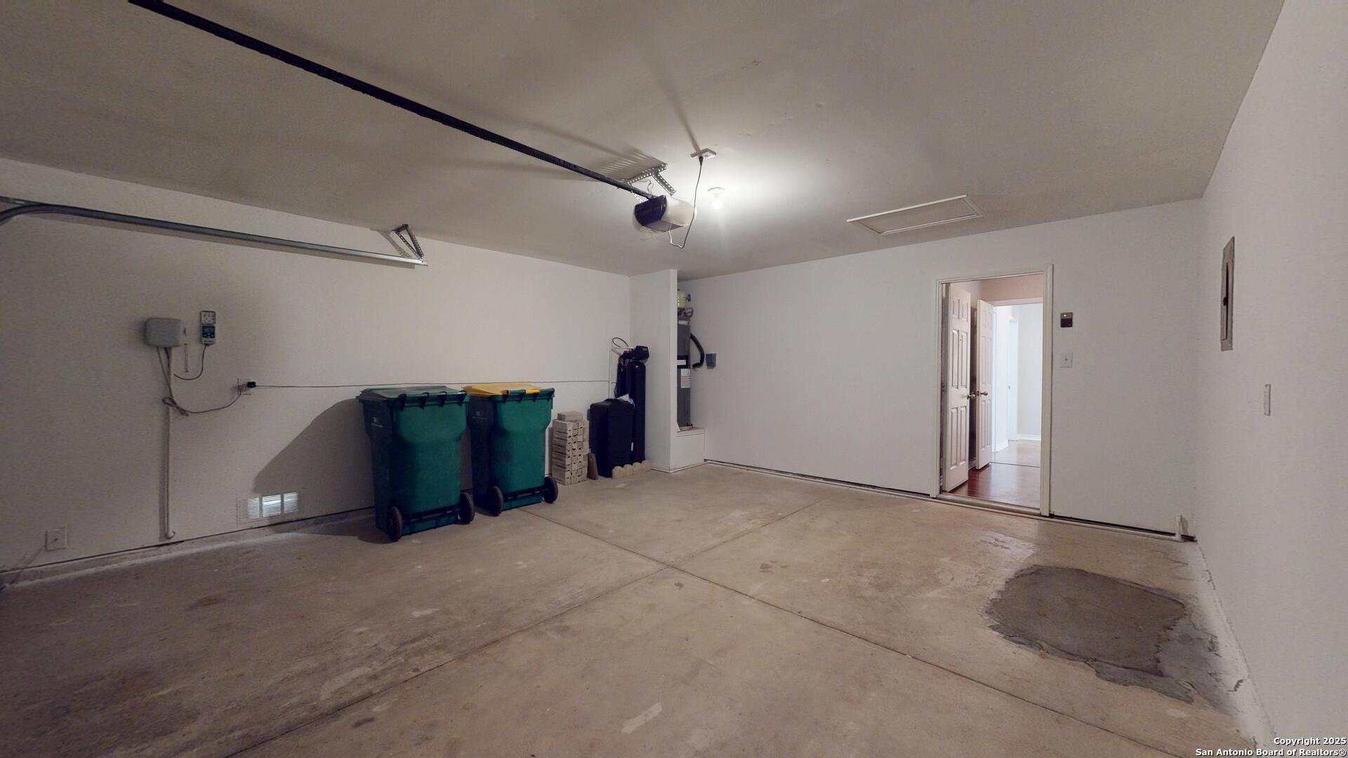 9515 Boatman Pier Converse, TX 78109 - Photo 36 of 41 a view of a big room with closet