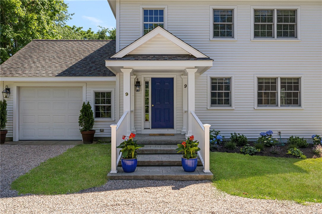 9 Spring Street Jamestown, RI 02835 - Photo 5 of 47