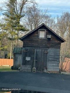 259 Gordon Road Matawan, NJ 07747 - Photo 5 of 31 1000005404