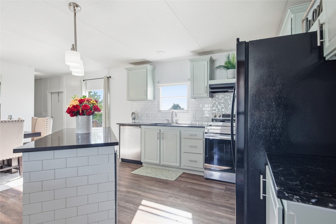 848 Railyard Drive Kyle, TX 78640 - Photo 10 of 28