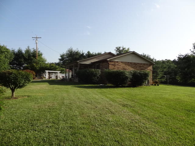 1227 Potato Farm Road Crossville, TN 38571 - Photo 6 of 30 DSC03563