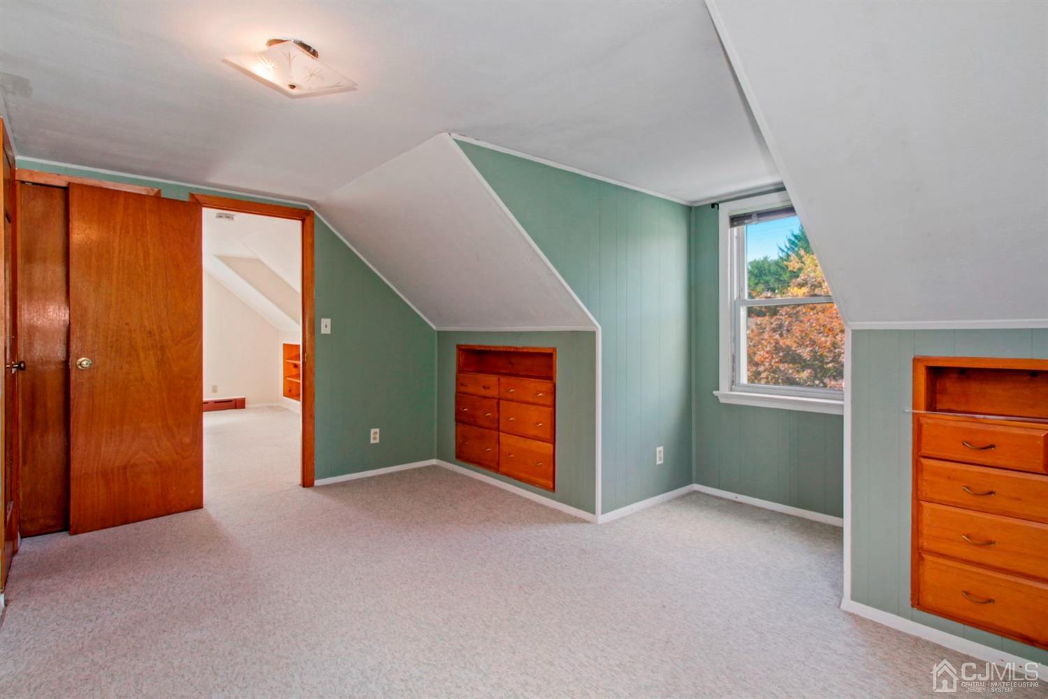 159 Vineyard Road Edison, NJ 08817 - Photo 23 of 30 an empty room with window and closet