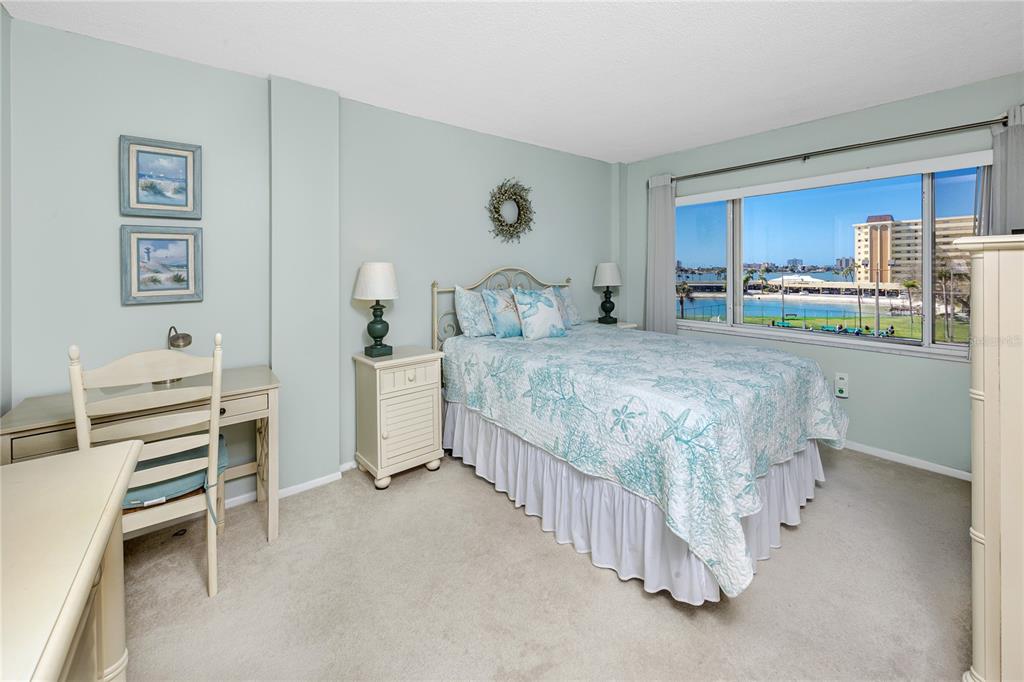 4650 Cove Circle, Unit 409 St. Petersburg, FL 33708 - Photo 19 of 41