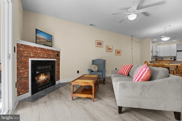 $335,000 | 34297 Summerlyn Drive, Unit 502, Lewes, DE 19958