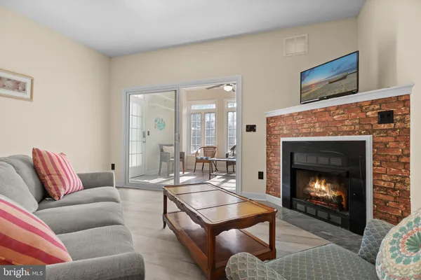 $335,000 | 34297 Summerlyn Drive, Unit 502, Lewes, DE 19958
