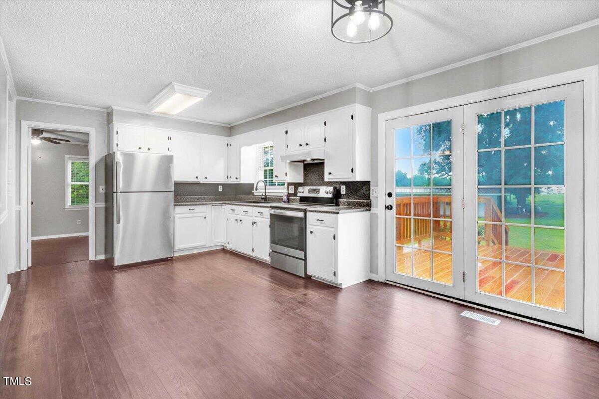 269 Beautancus Road Mount Olive, NC 28365 - Photo 9 of 31 14-269 Beautancus Rd-14