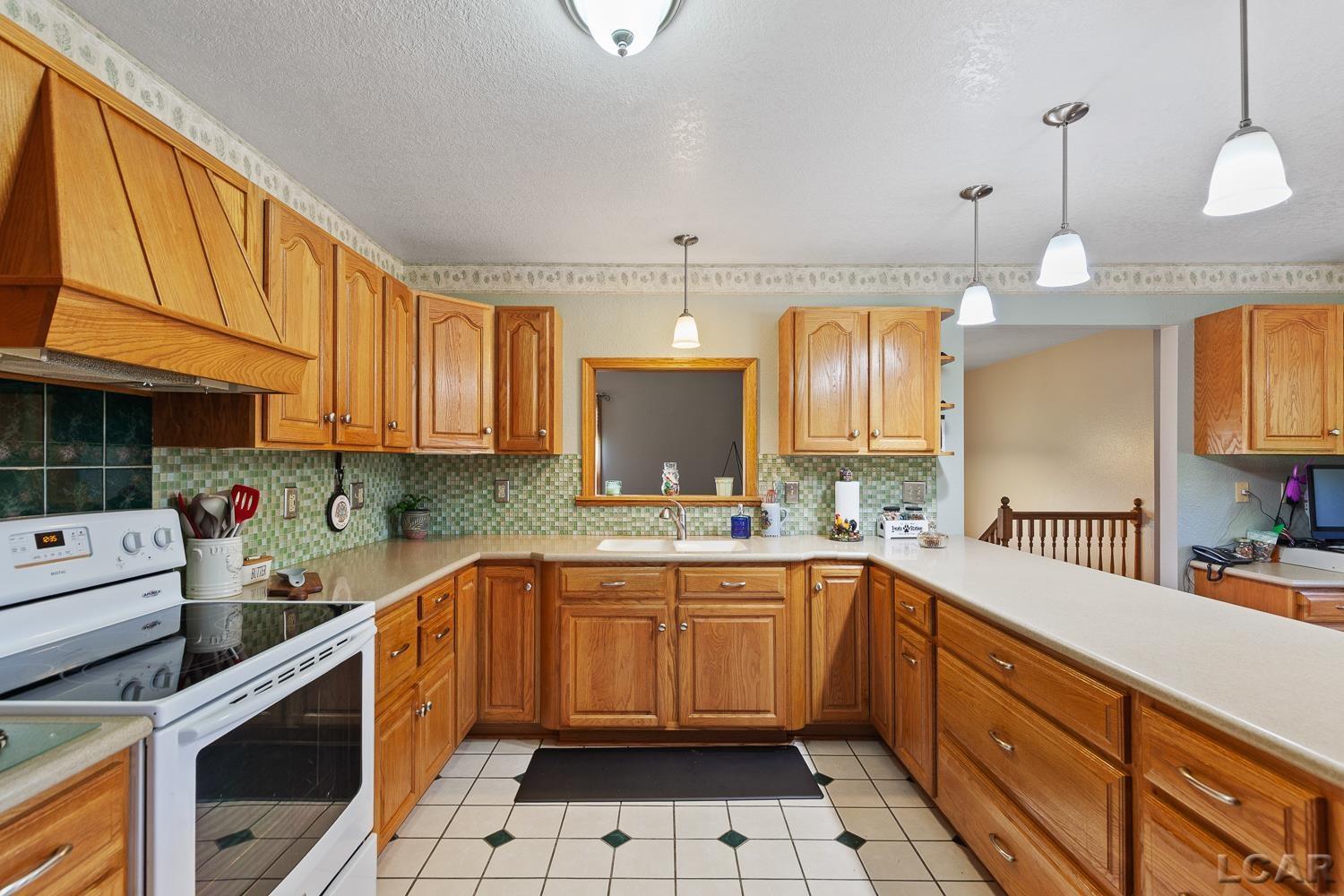 420 McClellan Street Hudson, MI 49247 - Photo 12 of 75