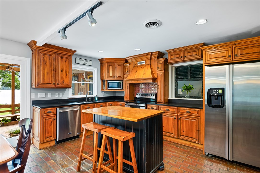 1315 Welcome Road Williamston, SC 29697 - Photo 6 of 43 Gallery Image 6