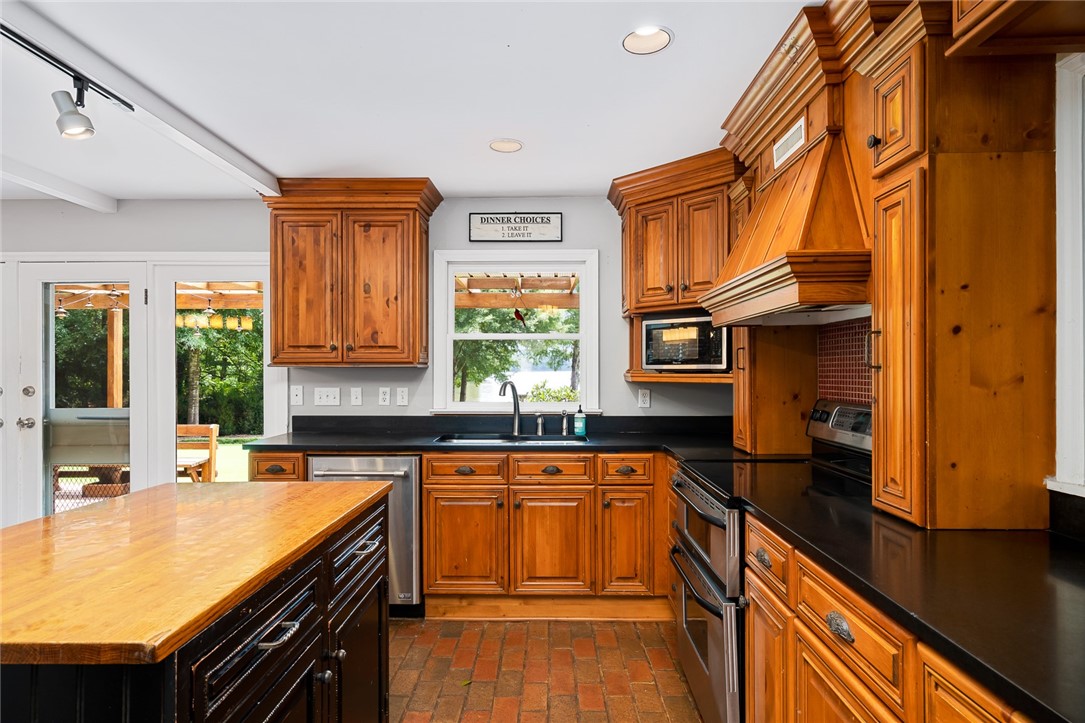 1315 Welcome Road Williamston, SC 29697 - Photo 7 of 43 Gallery Image 7