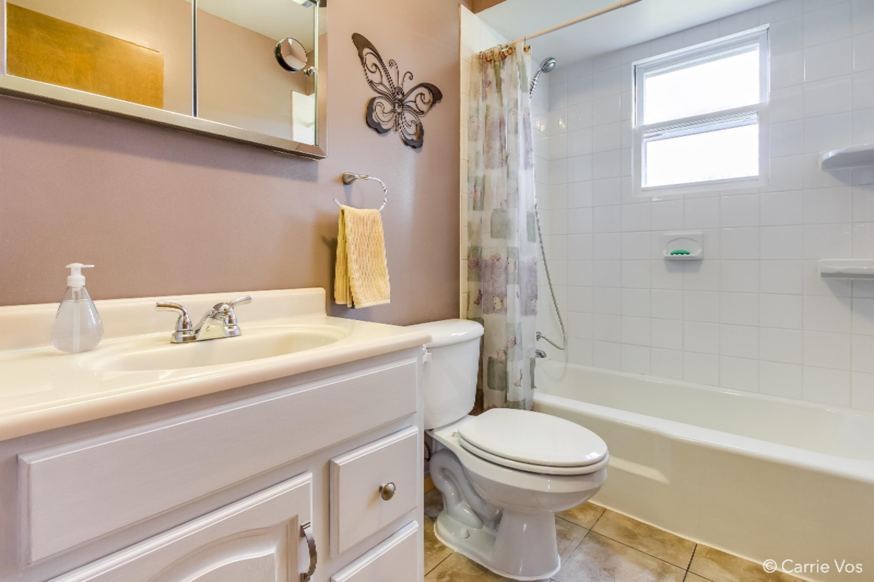 8750 16 Mile Road Northeast Cedar Springs, MI 49319 - Photo 13 of 27 015_Bathroom