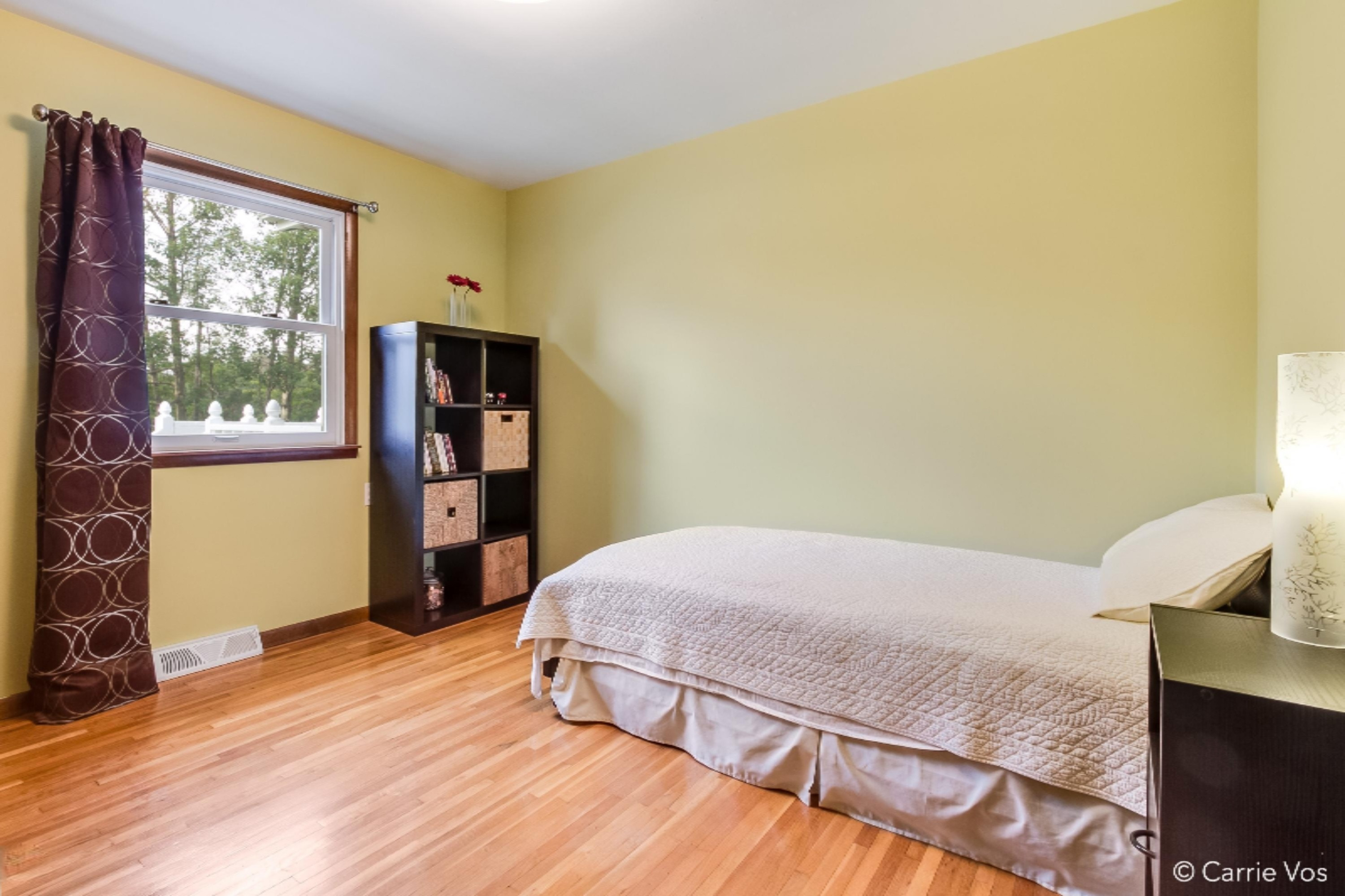 8750 16 Mile Road Northeast Cedar Springs, MI 49319 - Photo 15 of 27 017_Second Bedroom