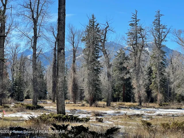 $3,400,000 | 250 East Phelps Canyon Road, Jackson, WY 83001