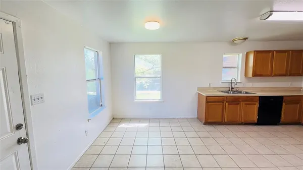 $2,300 | 7632 Livvie Meador Lane, Dallas, TX 75227
