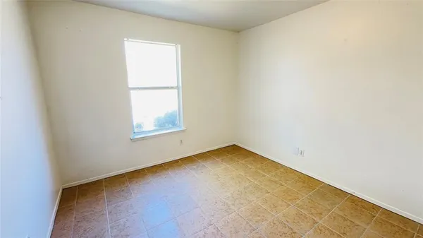 $2,300 | 7632 Livvie Meador Lane, Dallas, TX 75227