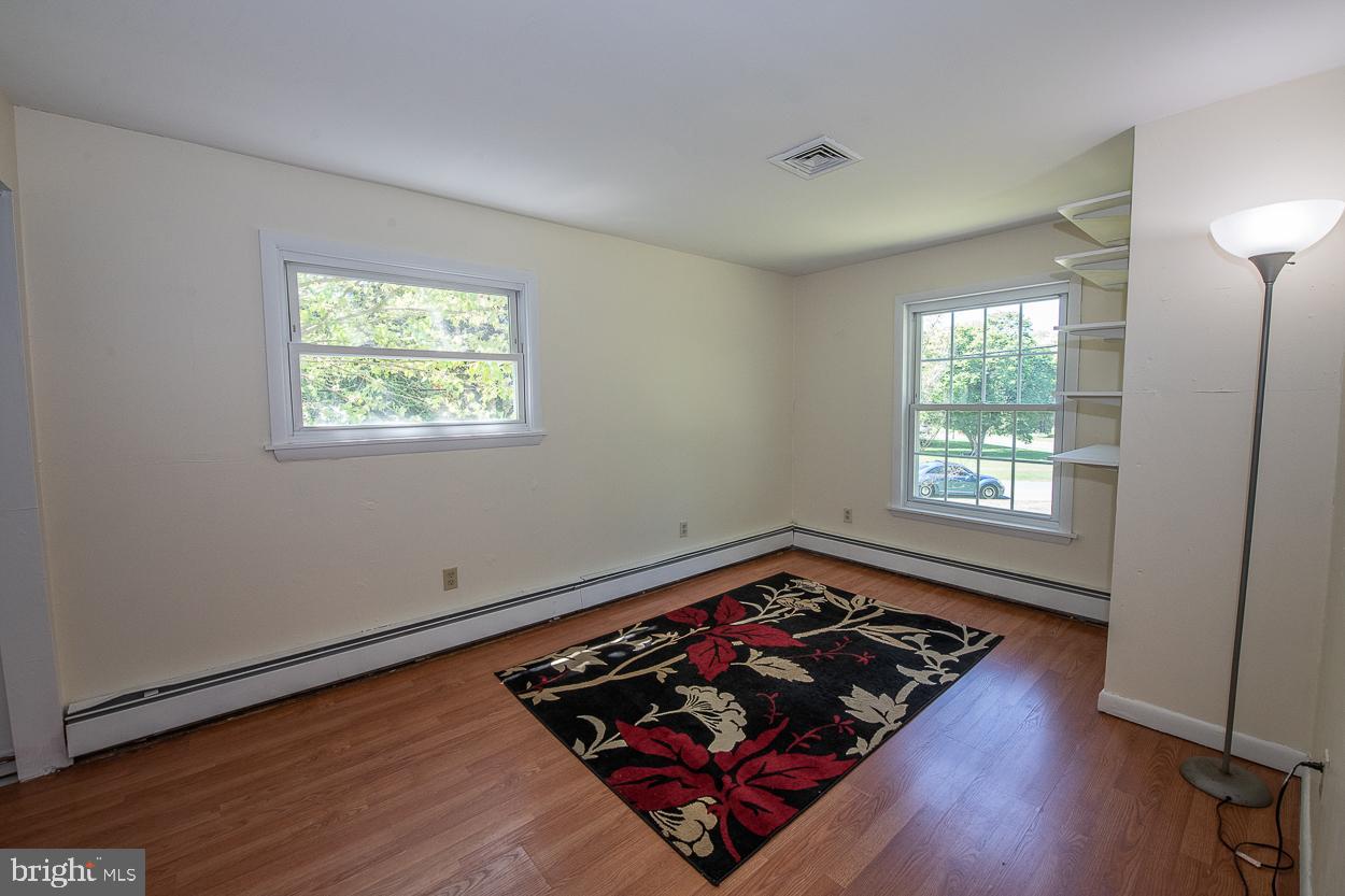 15 Laurel Road Southampton, PA 18966 - Photo 29 of 90 Bedroom 2