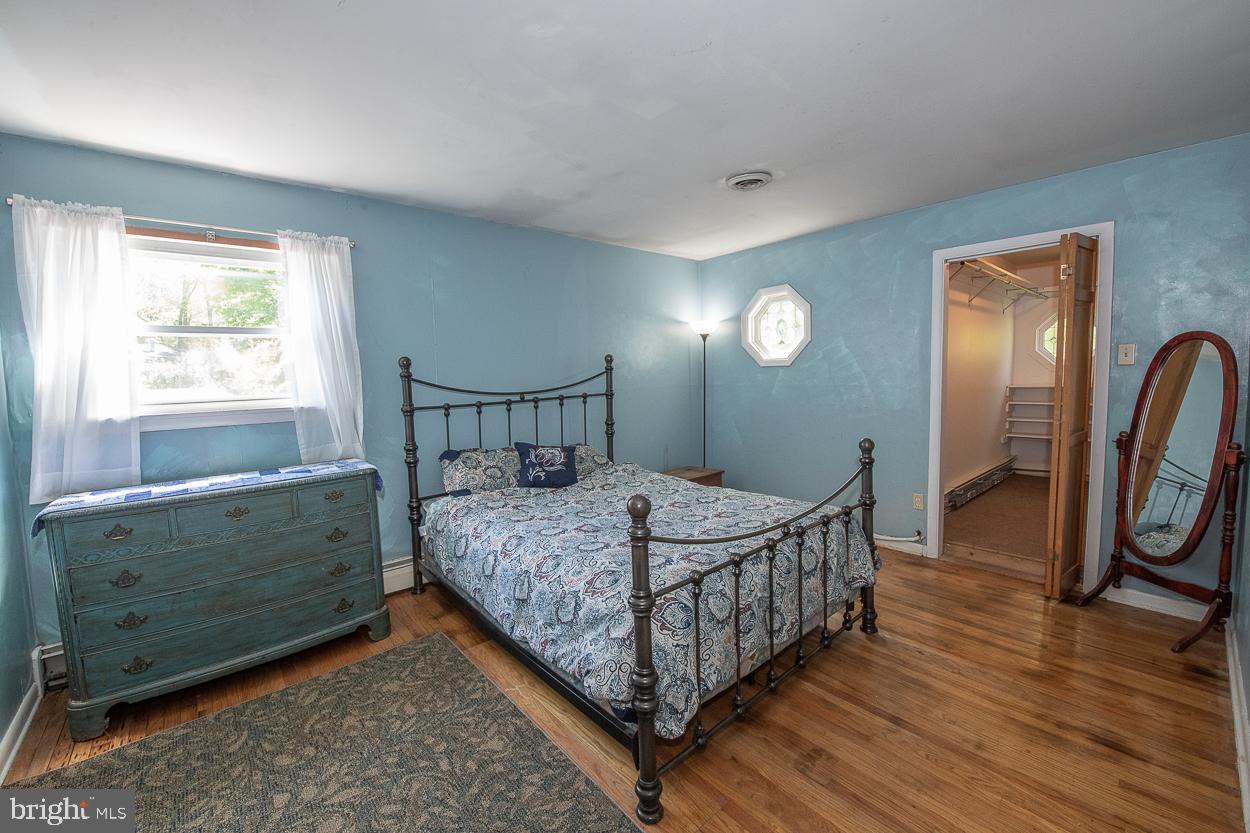 15 Laurel Road Southampton, PA 18966 - Photo 38 of 90 Master Bedroom