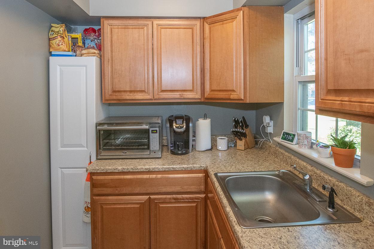 15 Laurel Road Southampton, PA 18966 - Photo 69 of 90 In law kitchen