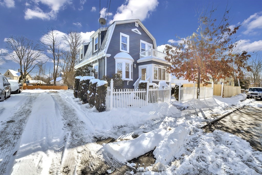 37 Brook Road Milton, MA 02186 - Photo 2 of 17 Gallery Image 2