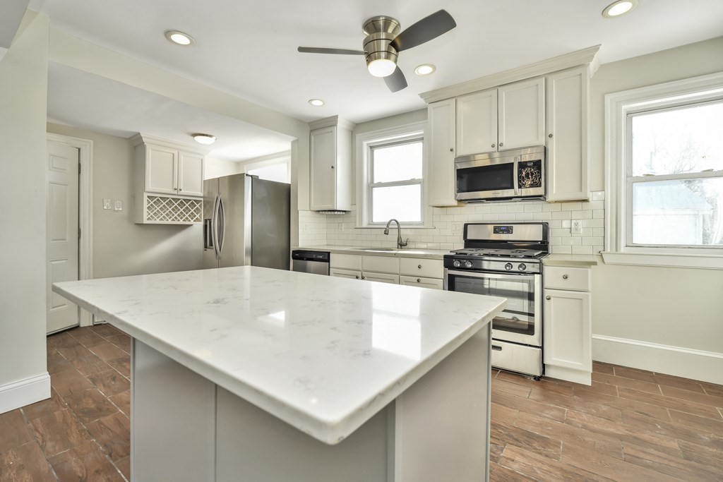 37 Brook Road Milton, MA 02186 - Photo 3 of 17 Gallery Image 3