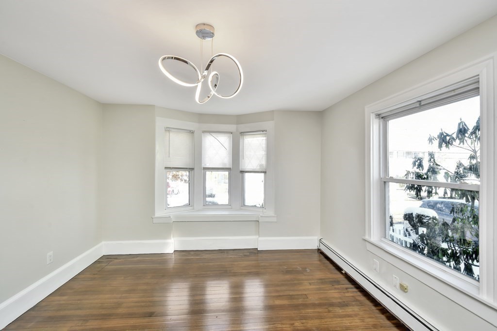 37 Brook Road Milton, MA 02186 - Photo 5 of 17 Gallery Image 5