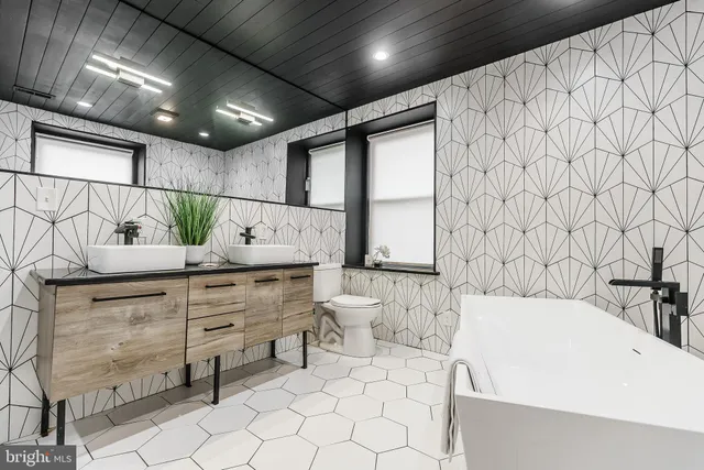 $549,000 | 75 East Stewart Avenue, Lansdowne, PA 19050