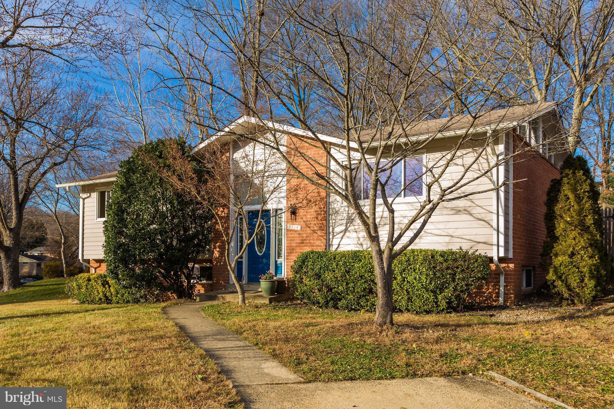 8134 Springfield Village Drive Springfield, VA 22152 - Photo 2 of 25 Exterior (Front)