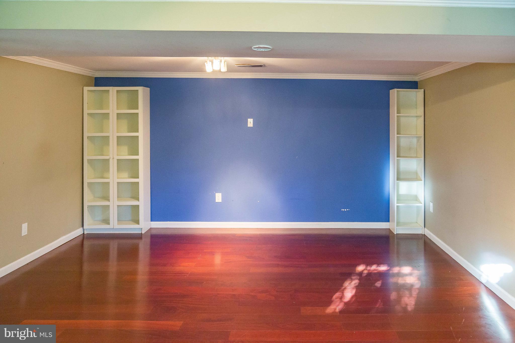 8134 Springfield Village Drive Springfield, VA 22152 - Photo 16 of 25 Interior (General)