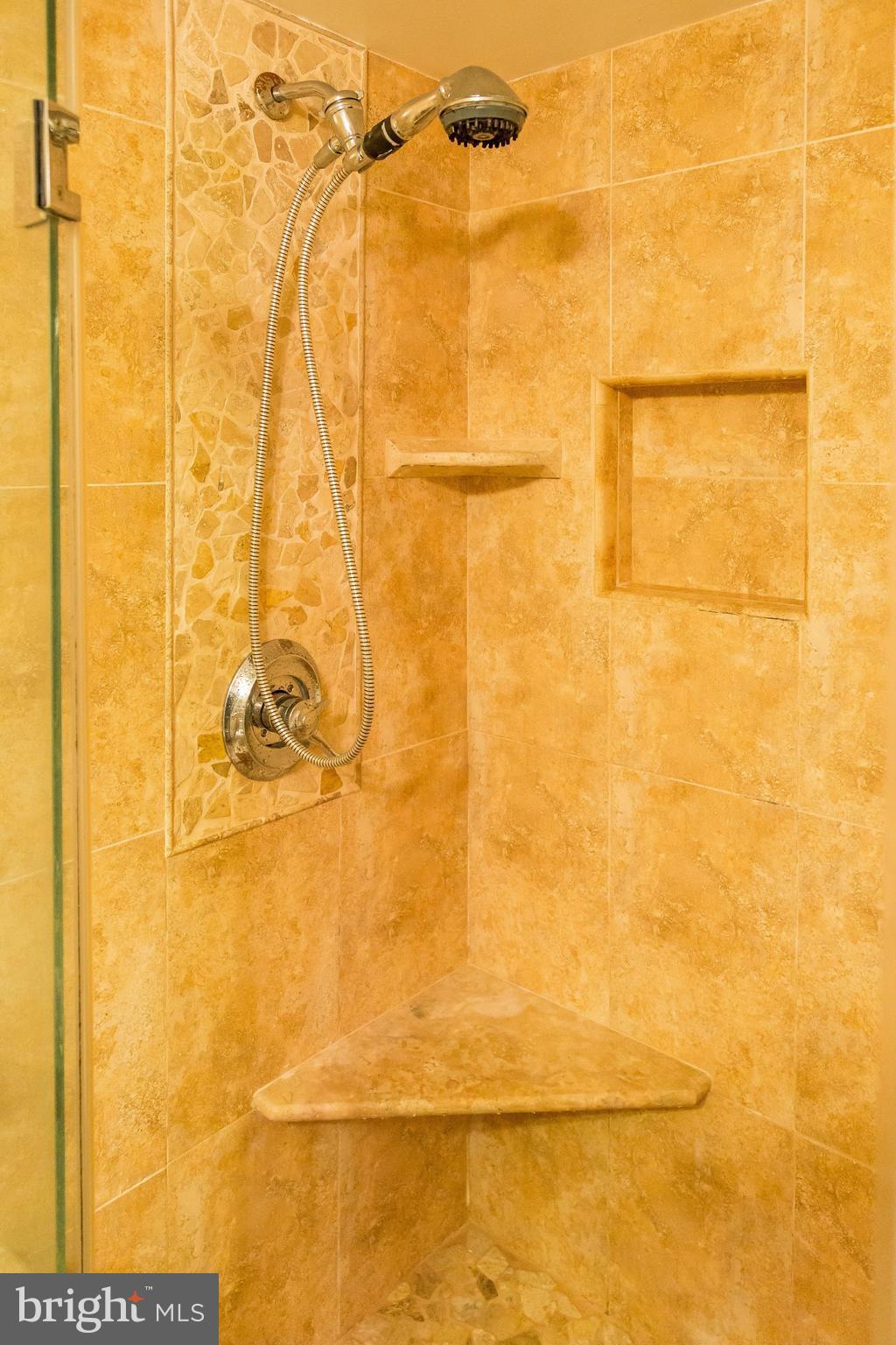 8134 Springfield Village Drive Springfield, VA 22152 - Photo 20 of 25 Interior (General)