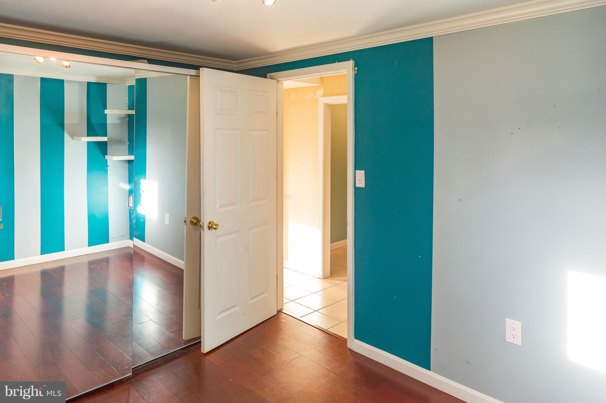 8134 Springfield Village Drive Springfield, VA 22152 - Photo 22 of 25 Interior (General)